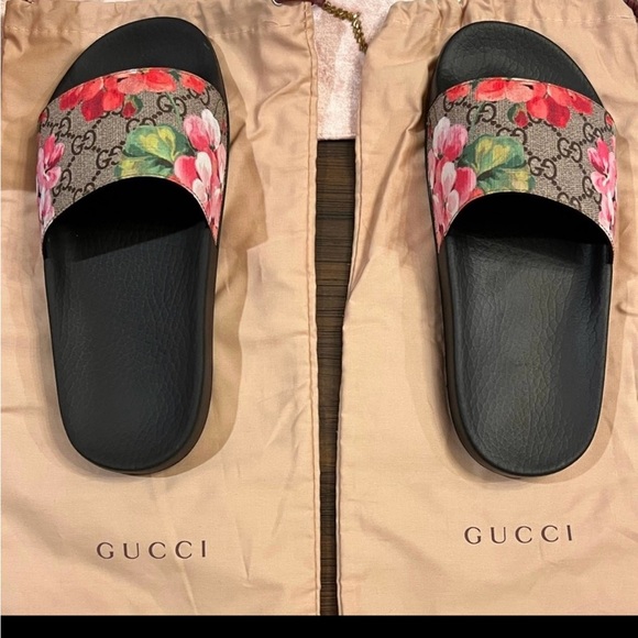 Gucci Floral GG Canvas Slides - Floral
